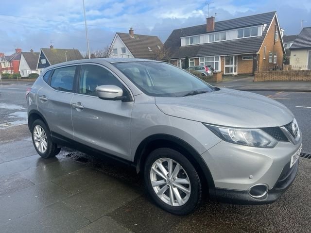2015 15 Nissan Qashqai 1.2 ACENTA DIG-T SMART VISION 5d 113 BHP