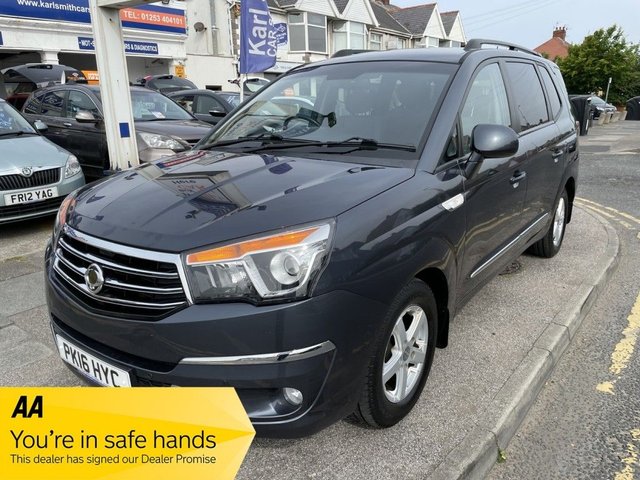 2016 16 Ssangyong Rodius Turismo 2.0 S 5d 155 BHP