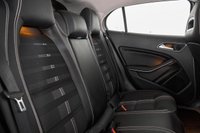 USED 2019 19 MERCEDES-BENZ GLA-CLASS 1.6 GLA 180 URBAN EDITION 5d 121 BHP + NATIONWIDE HOME DELIVERY +