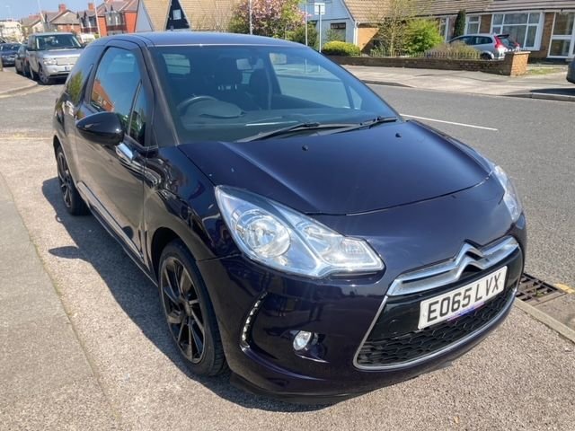 2015 65 DS DS 3 1.2 PURETECH DSTYLE NAV S/S EAT6 3d 109 BHP
