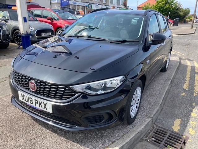 2018 18 Fiat Tipo 1.4 EASY 5d 94 BHP