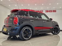 USED 2013 13 MINI COUNTRYMAN 2.0 COOPER SD (143 PS) ALL4 AUTO 5DR + MASSIVE SPEC + �&pound;14,500 EXTRAS + NAV + HARMAN KARDON + HEATED LEATHERS + CHILI / MEDIA PACK + MULTIMEDIA + BLUETOOTH + ADAPTIVE XENONS + PARK AID + PRIVACY + JCW BODY KIT + 18S WOW !! COLOSSAL SPEC + &pound;14,500 OF MINI EXTRAS