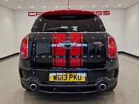 USED 2013 13 MINI COUNTRYMAN 2.0 COOPER SD (143 PS) ALL4 AUTO 5DR + MASSIVE SPEC + �&pound;14,500 EXTRAS + NAV + HARMAN KARDON + HEATED LEATHERS + CHILI / MEDIA PACK + MULTIMEDIA + BLUETOOTH + ADAPTIVE XENONS + PARK AID + PRIVACY + JCW BODY KIT + 18S WOW !! COLOSSAL SPEC + &pound;14,500 OF MINI EXTRAS
