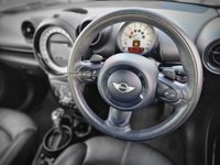 USED 2013 13 MINI COUNTRYMAN 2.0 COOPER SD (143 PS) ALL4 AUTO 5DR + MASSIVE SPEC + �&pound;14,500 EXTRAS + NAV + HARMAN KARDON + HEATED LEATHERS + CHILI / MEDIA PACK + MULTIMEDIA + BLUETOOTH + ADAPTIVE XENONS + PARK AID + PRIVACY + JCW BODY KIT + 18S WOW !! COLOSSAL SPEC + &pound;14,500 OF MINI EXTRAS