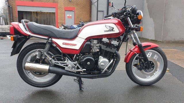 1984 B Honda Cb 900FD Roadster Retro Naked Classic