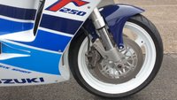 USED 1991 SUZUKI RGV250 M Sports Classic Runs, rides and looks superb
