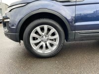 USED 2016 65 LAND ROVER RANGE ROVER EVOQUE 2.0 ED4 SE TECH 5d 148 BHP 2 OWNERS FROM NEW+MEGA SPECIFICATION+FULL PANORAMIC GLASS ROOF+PRIVACY GLASS+LANE KEEP ASSIST+CRUISE CONTROL+AIR CONDITIONING+JUST SERVICED BY THE LANDROVER SPECIALIST+1 FULL YEARS MOT PRIOR TO COLLECTION+FINANCE AND EXTENDED WARRANTY AVAILABLE ON THIS USED VEHICLE!!!!!!