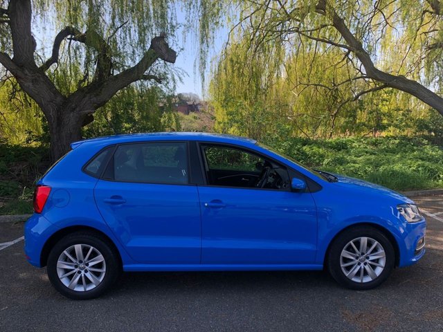 View our VOLKSWAGEN POLO