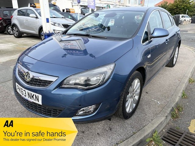 2013 63 Vauxhall Astra 2.0 ELITE CDTI 5d 163 BHP