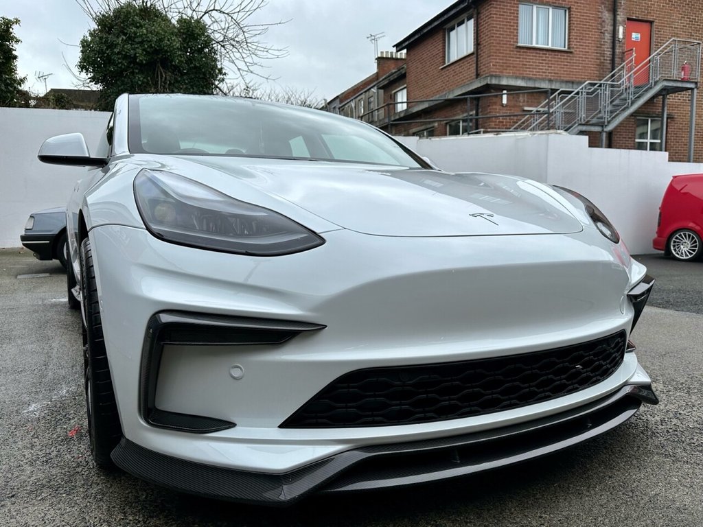 USED 2022 72 TESLA Model 3 MODEL 3 4d 302 BHP PANORAMIC GLASS ROOF
