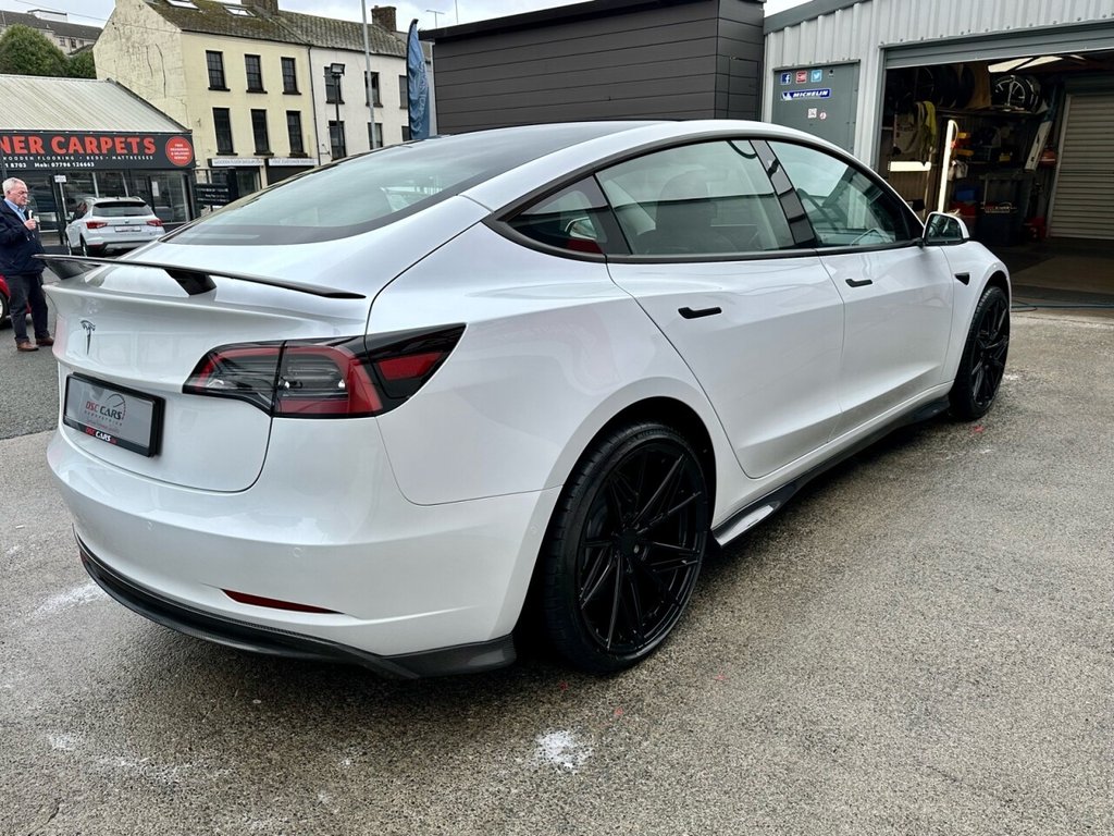 USED 2022 72 TESLA Model 3 MODEL 3 4d 302 BHP PANORAMIC GLASS ROOF