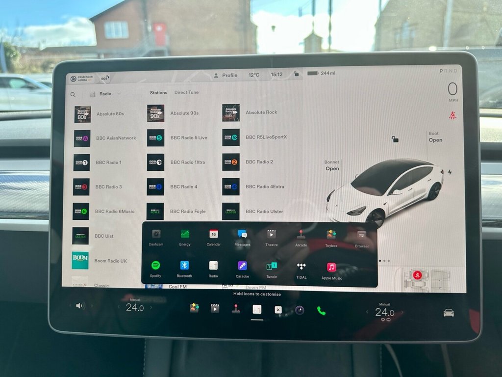 USED 2022 72 TESLA Model 3 MODEL 3 4d 302 BHP PANORAMIC GLASS ROOF