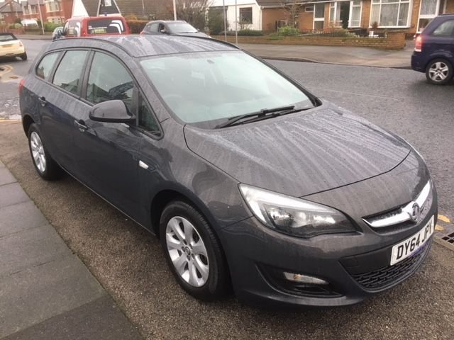 2014 64 Vauxhall Astra 1.6 DESIGN 5d 115 BHP