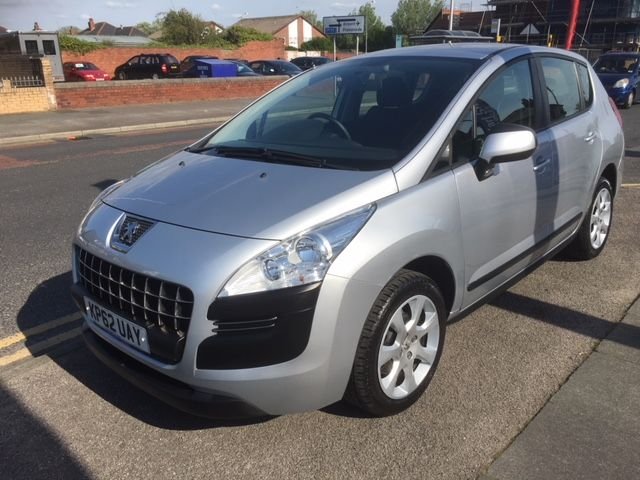 2012 62 Peugeot 3008 1.6 ACCESS HDI FAP 5d 112 BHP