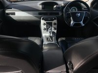 USED 2013 VOLVO XC70 2.4 D5 SE LUX AWD 5d 212 BHP 575L BOOT CAPACITY!
