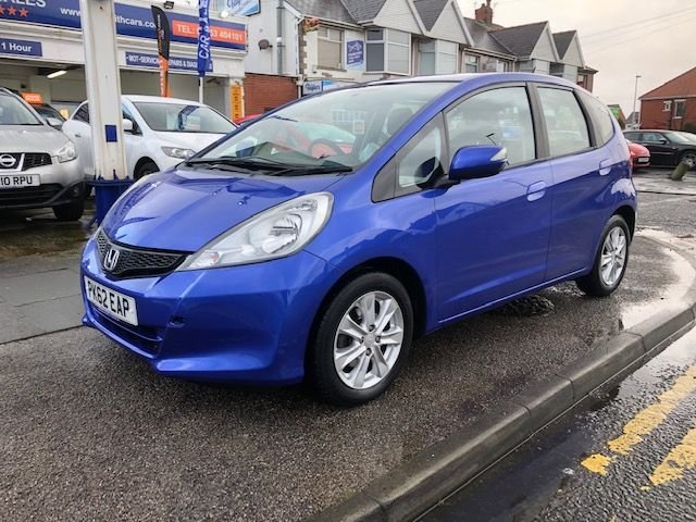 2012 62 Honda Jazz 1.3 I-VTEC ES 5d 98 BHP