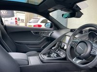 USED 2019 19 JAGUAR F-TYPE 3.0 V6 R-DYNAMIC 2d 375 BHP 