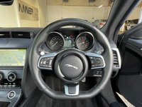 USED 2019 19 JAGUAR F-TYPE 3.0 V6 R-DYNAMIC 2d 375 BHP 