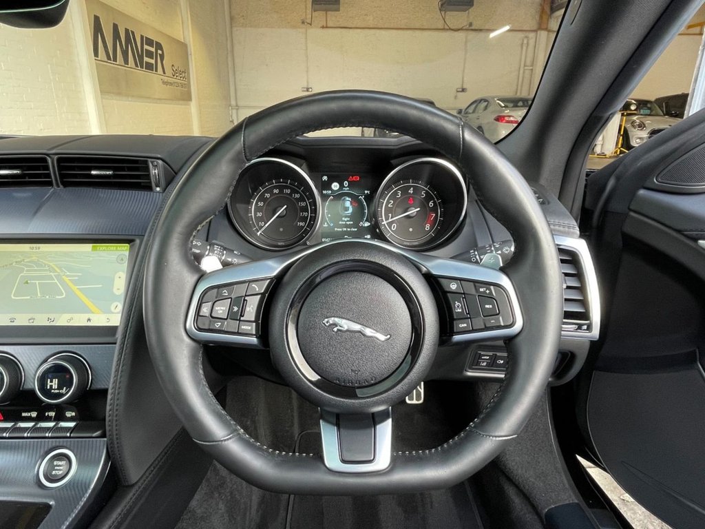 USED 2019 19 JAGUAR F-TYPE 3.0 V6 R-DYNAMIC 2d 375 BHP 