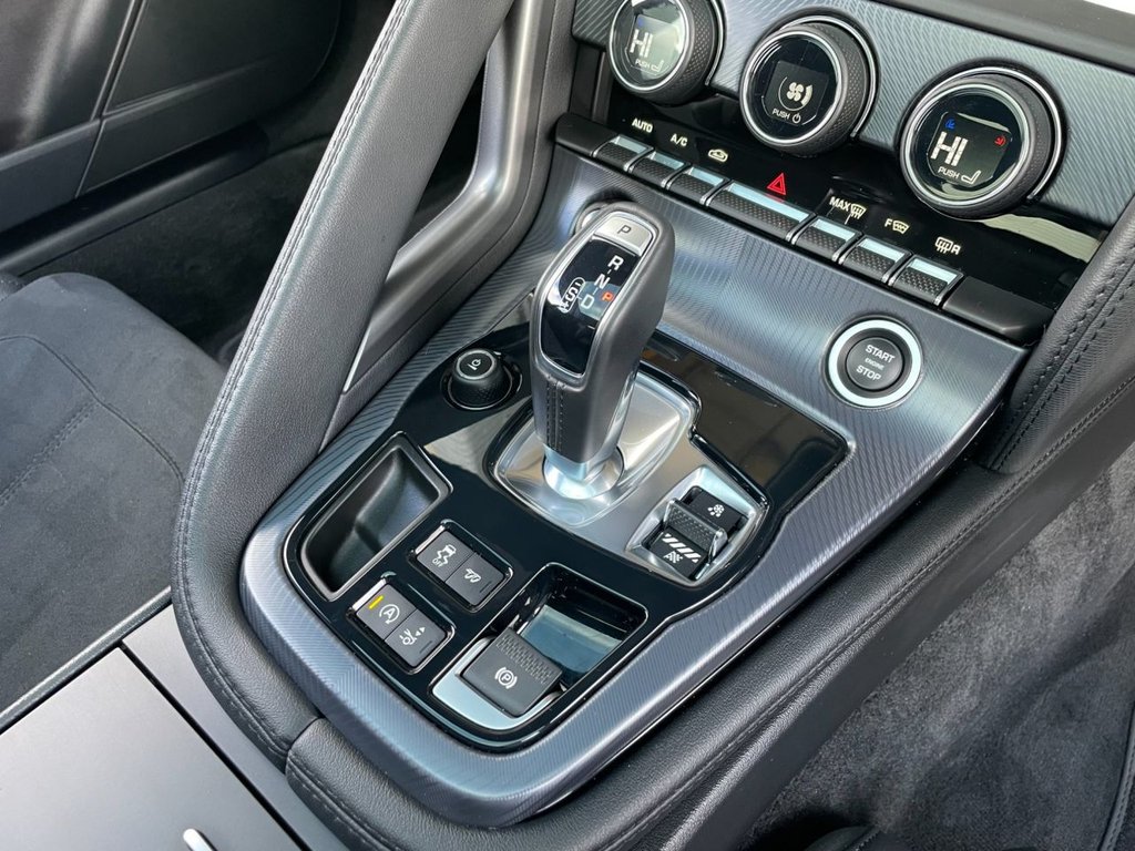 USED 2019 19 JAGUAR F-TYPE 3.0 V6 R-DYNAMIC 2d 375 BHP 