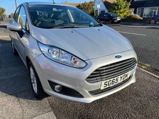 2015 65 Ford Fiesta 1.5 ZETEC TDCI 5d 74 BHP
