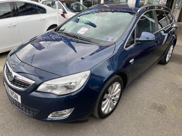 2011 61 Vauxhall Astra 1.6 SE 5d 113 BHP