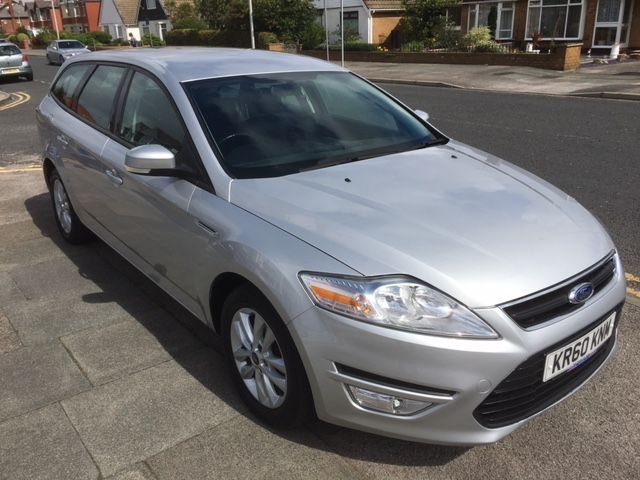 2011 60 Ford Mondeo 2.0 ZETEC TDCI 5d 161 BHP