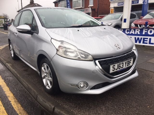 2013 63 Peugeot 208 1.2 ACTIVE 3d 82 BHP