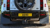 USED 2022 71 LAND ROVER DEFENDER 3.0 D300 X-Dynamic HSE (6 Seat) Automatic (Panoramic Sunroof / 3D Surround Camera / Apple Carplay) !! NATIONWIDE DELIVERY AVAILABLE !!