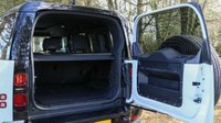 USED 2022 71 LAND ROVER DEFENDER 3.0 D300 X-Dynamic HSE (6 Seat) Automatic (Panoramic Sunroof / 3D Surround Camera / Apple Carplay) !! NATIONWIDE DELIVERY AVAILABLE !!