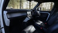 USED 2022 71 LAND ROVER DEFENDER 3.0 D300 X-Dynamic HSE (6 Seat) Automatic (Panoramic Sunroof / 3D Surround Camera / Apple Carplay) !! NATIONWIDE DELIVERY AVAILABLE !!