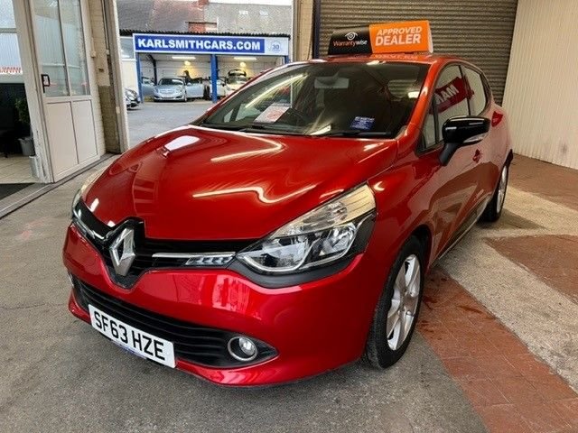 2013 63 Renault Clio 1.1 DYNAMIQUE MEDIANAV 5d 75 BHP