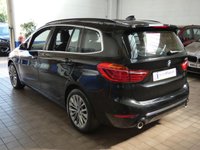 USED 2018 68 BMW 2 SERIES 2.0 220I LUXURY GRAN TOURER 5d 190 BHP 7 SEATS SAT NAV LEATHER PARKING SENSORS 1 OWNER SERVICE HISTORY 6 MONTHS GOLD WARRANTY