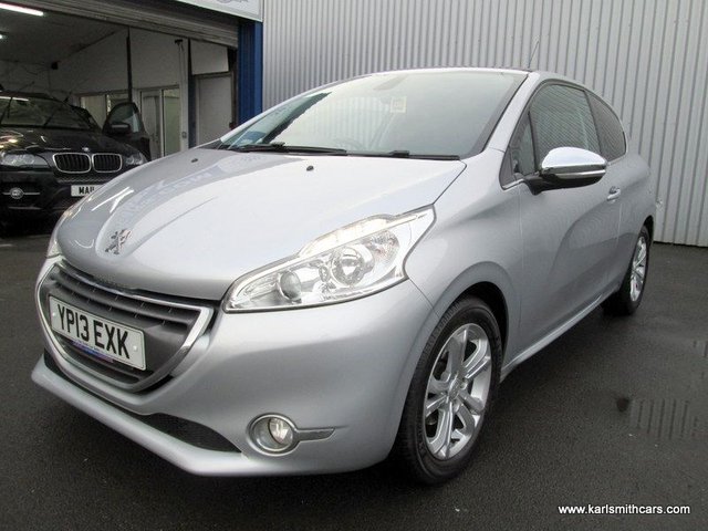 2013 13 Peugeot 208 1.6 E-HDI ALLURE 3d 92 BHP