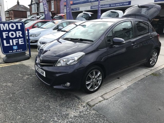 2012 12 Toyota Yaris 1.3 VVT-I SR 5d 98 BHP