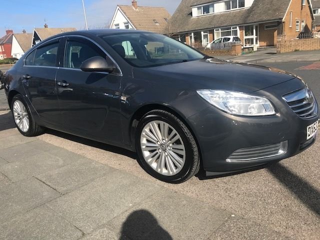 2013 63 Vauxhall Insignia 2.0 SE NAV CDTI 5d 157 BHP