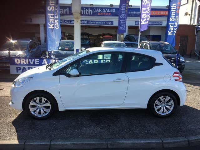 2014 14 Peugeot 208 1.0 ACCESS PLUS 3d 68 BHP