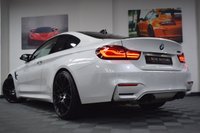 USED 2019 J BMW M4 3.0 M4 COMPETITION 2d 444 BHP HEADS UP / H&K SOUND / CARBON