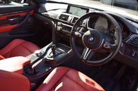 USED 2019 J BMW M4 3.0 M4 COMPETITION 2d 444 BHP HEADS UP / H&K SOUND / CARBON