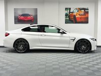 USED 2019 J BMW M4 3.0 M4 COMPETITION 2d 444 BHP HEADS UP / H&K SOUND / CARBON
