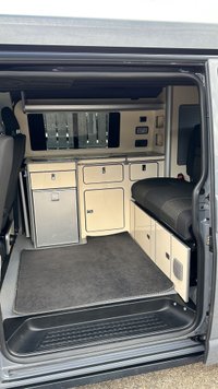 USED 2020 20 VOLKSWAGEN TRANSPORTER 2.0 T30 TDI P/V HIGHLINE 109 BHP RIB BED WITH ISOFIX