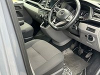 USED 2020 20 VOLKSWAGEN TRANSPORTER 2.0 T30 TDI P/V HIGHLINE 109 BHP RIB BED WITH ISOFIX