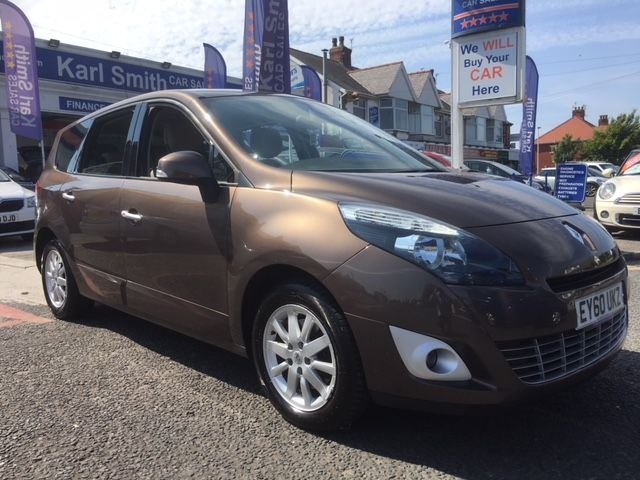 2010 60 Renault Grand Scenic 1.5 PRIVILEGE TOMTOM DCI 5d 105 BHP
