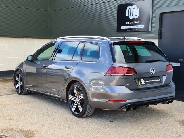 View our VOLKSWAGEN GOLF