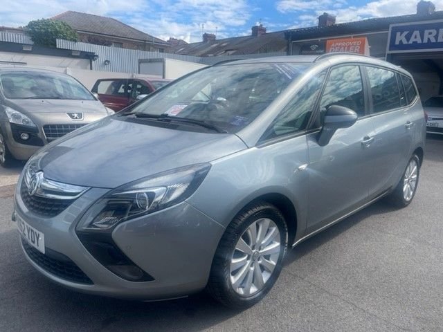 2012 62 Vauxhall Zafira Tourer 1.8 EXCLUSIV 5d 138 BHP