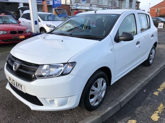2013 13 Dacia Sandero 1.1 AMBIANCE 5d 75 BHP