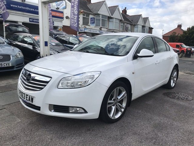 2013 63 Vauxhall Insignia 2.0 EXCLUSIV CDTI 5d 128 BHP