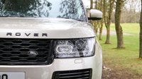 USED 2013 13 LAND ROVER RANGE ROVER 3.0 TDV6 (258) Vogue SE 5dr Automatic (Sliding Panoramic Sunroof / Black Stealth Pack / TV / 4 Zone Climate) !! NATIONWIDE DELIVERY AVAILABLE !!