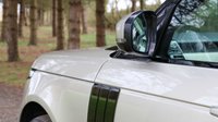 USED 2013 13 LAND ROVER RANGE ROVER 3.0 TDV6 (258) Vogue SE 5dr Automatic (Sliding Panoramic Sunroof / Black Stealth Pack / TV / 4 Zone Climate) !! NATIONWIDE DELIVERY AVAILABLE !!