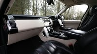 USED 2013 13 LAND ROVER RANGE ROVER 3.0 TDV6 (258) Vogue SE 5dr Automatic (Sliding Panoramic Sunroof / Black Stealth Pack / TV / 4 Zone Climate) !! NATIONWIDE DELIVERY AVAILABLE !!